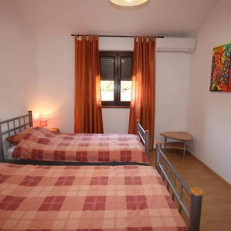 Holiday home Nel Rosa *