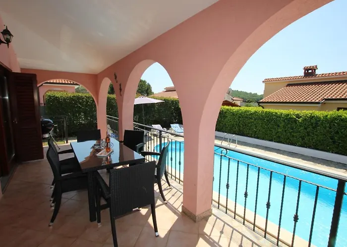 Feriehus Nel Rosa Poreč